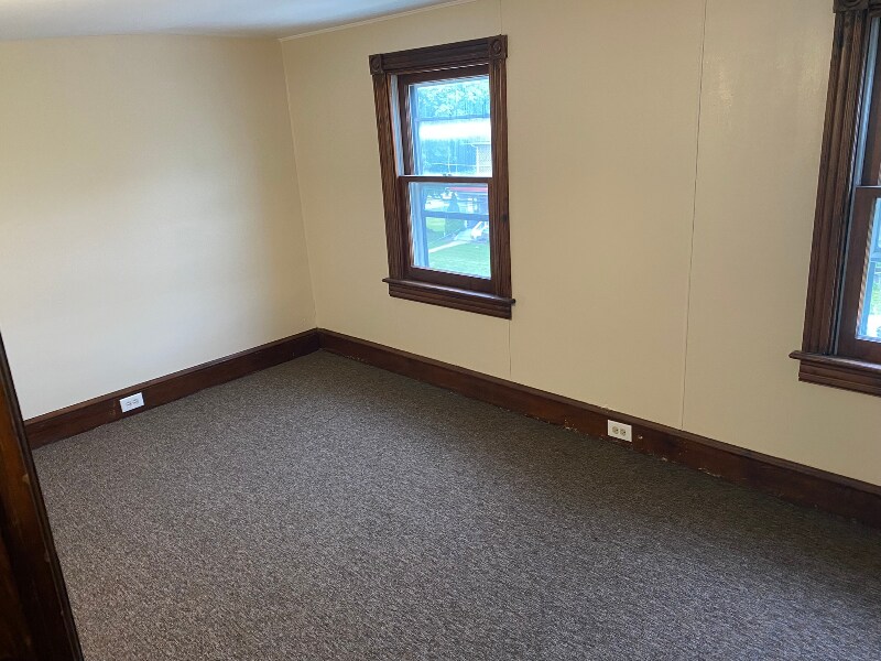 Building Photo - 307 N 5th Ave