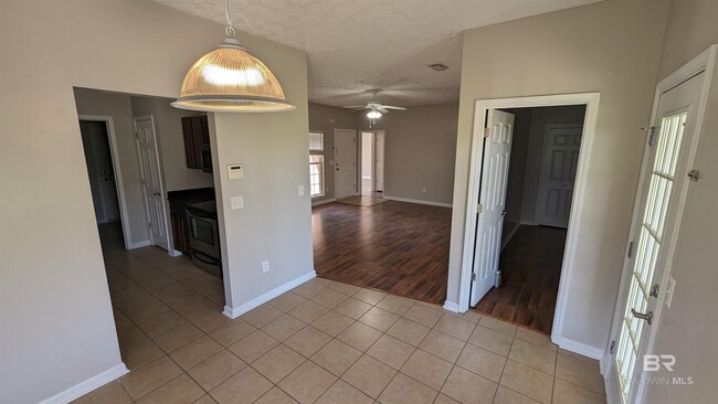 Building Photo - 25873 Rambo Ln