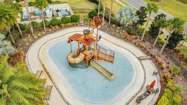 Building Photo - 512 Bellflower Way