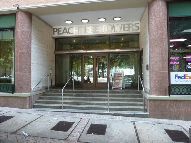 Primary Photo - 300 Peachtree St NE