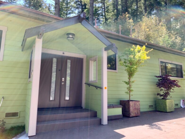 Building Photo - 49 Conifer Way