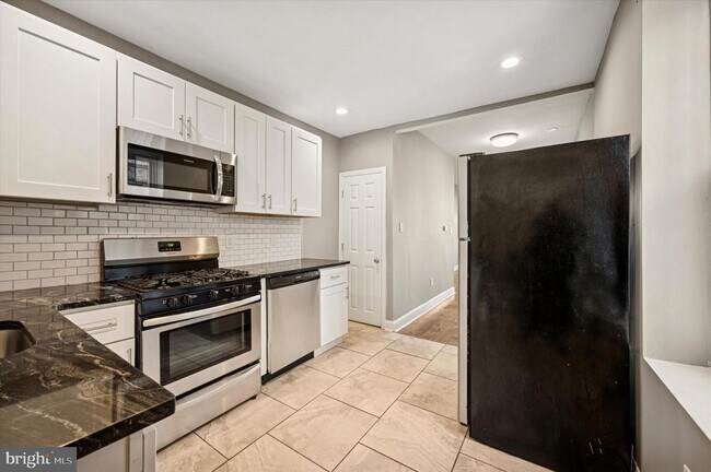 Building Photo - 2147 N Marston St