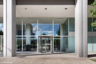 Building Photo - 330 W Diversey Pkwy