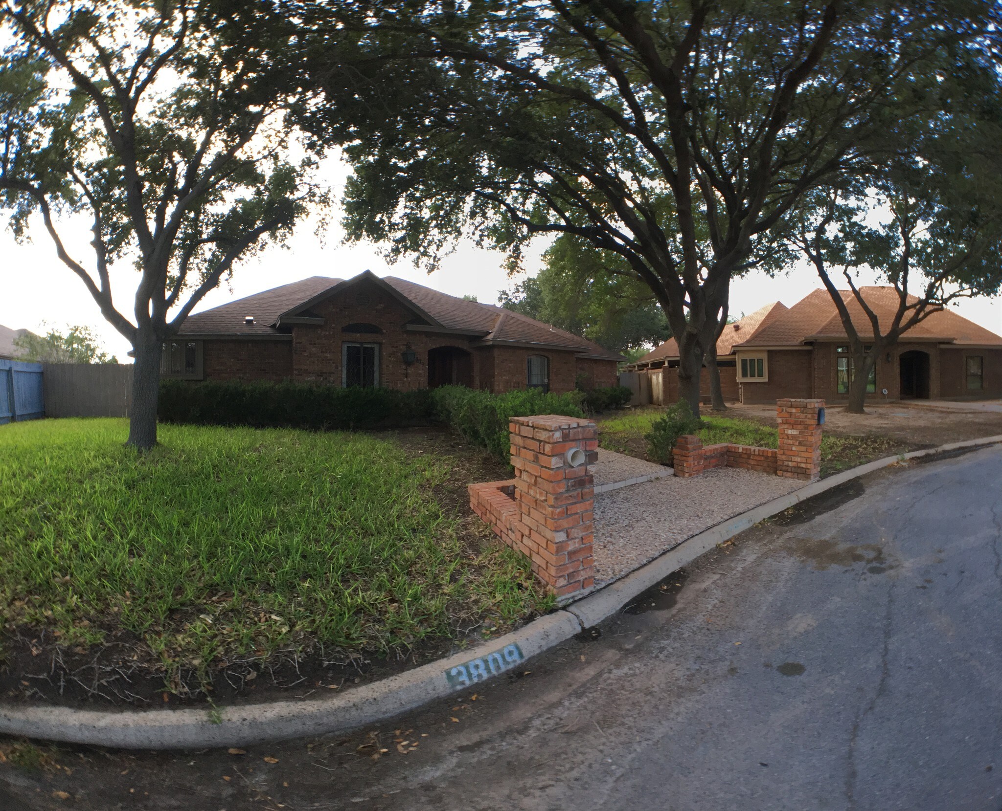 Building Photo - 3809 N 1st Ln W