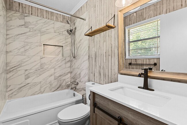Building Photo - 3519 Goldfinch Drive