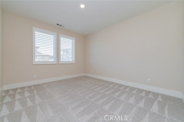 Building Photo - 60 Ray