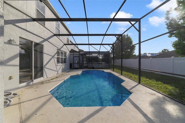 Building Photo - 2725 Portchester Ct