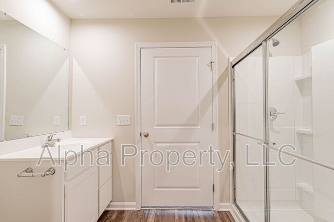 Building Photo - 179 Queens Mill Ct