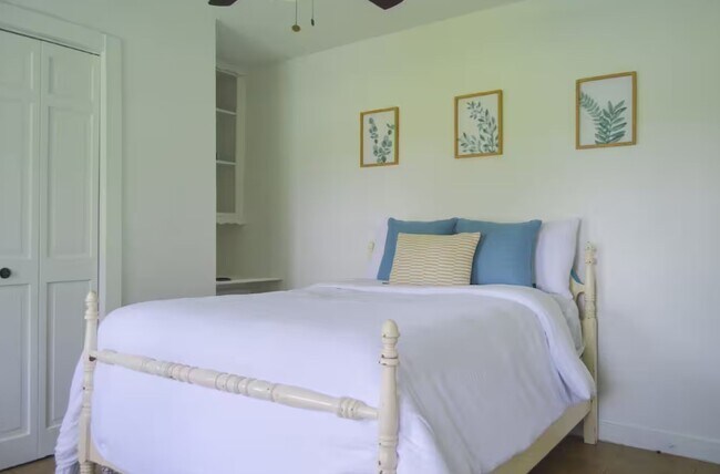 Building Photo - 2369 Apache Dr