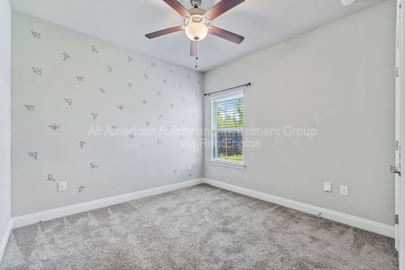 Building Photo - 2381 Belmont Dr