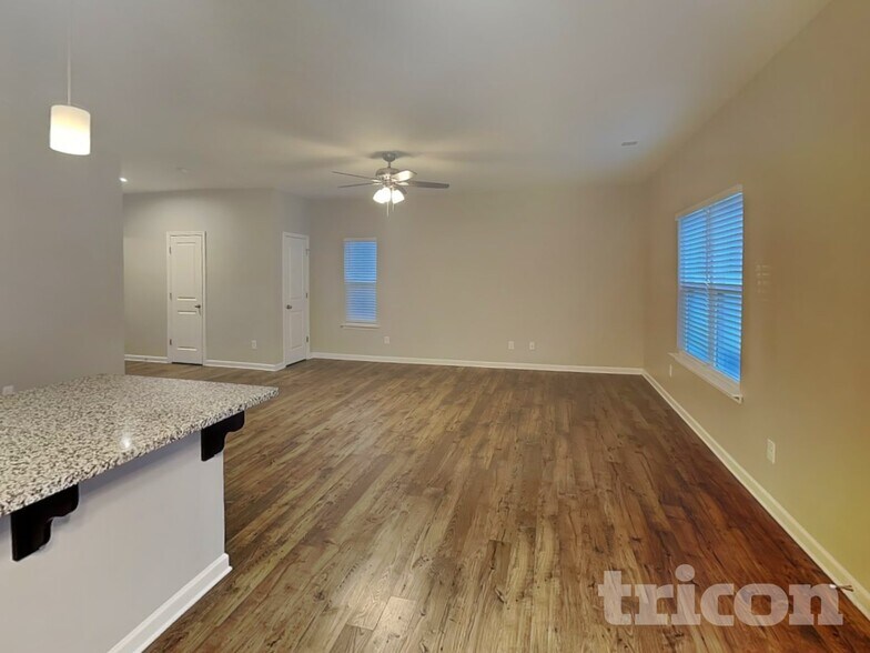 Building Photo - 1123 Rankin Oaks St