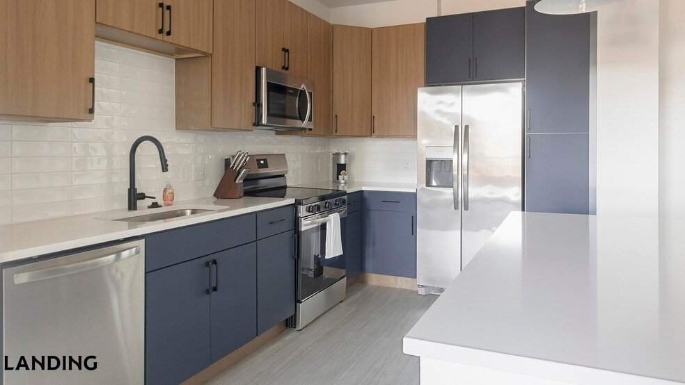 Building Photo - 1007 S Mint St