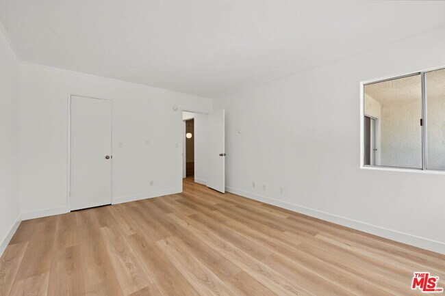 Building Photo - 16169 Sunset Blvd
