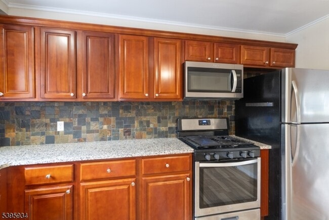 Building Photo - 118 Lexington Ave