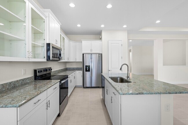 Building Photo - 14184 Lacebark Ln