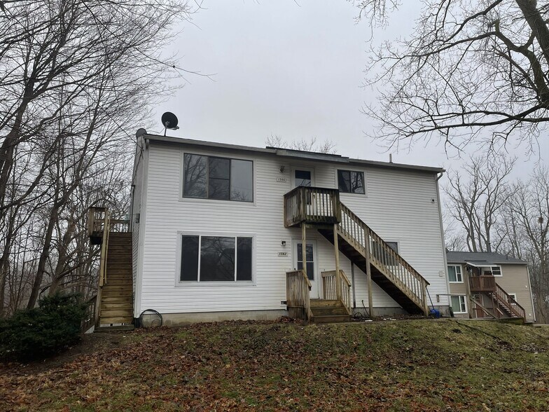 Building Photo - 1562 Mac Dr