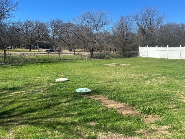 Building Photo - 604 Shady Grove Dr