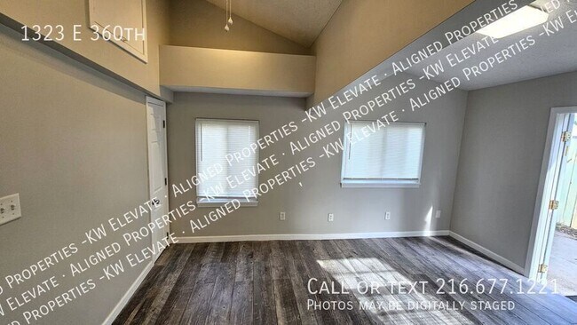 Building Photo - 1323 E 360th-