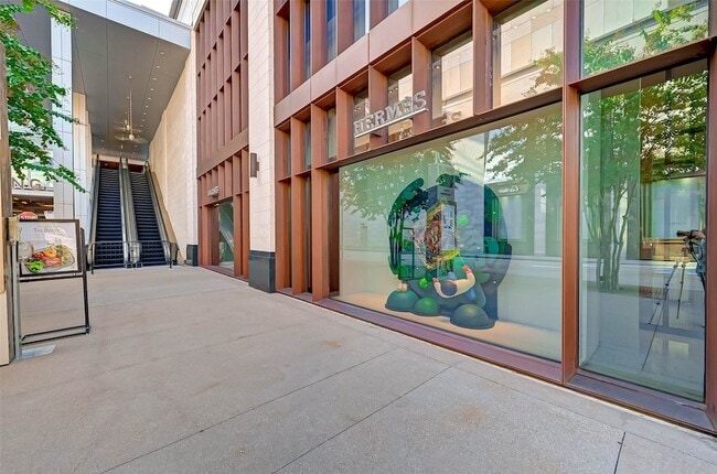 Building Photo - 2047 Westcreek Ln Ln