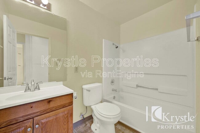 Building Photo - 1160 Rice St