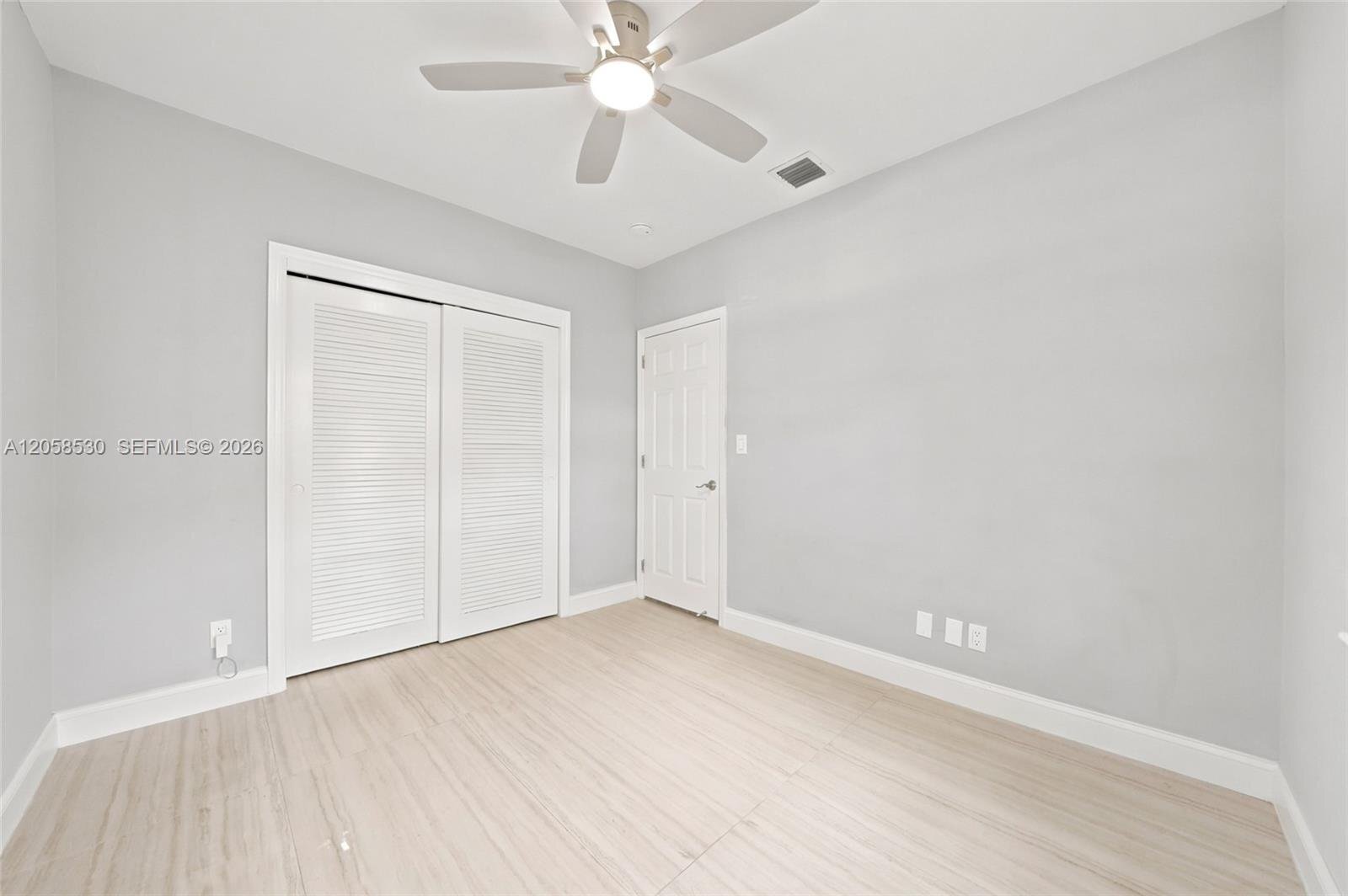 Building Photo - 2301 Tequesta Ln
