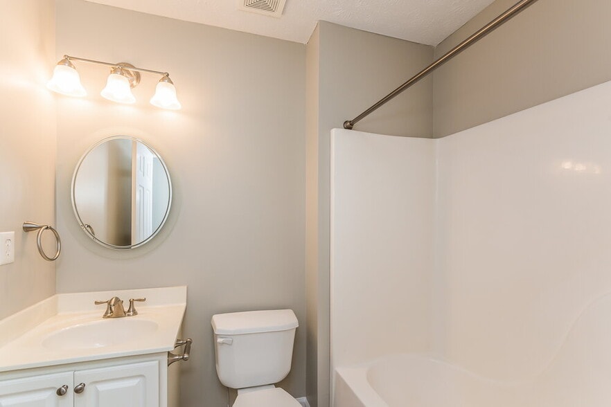 Building Photo - 3516 Daventry Ln