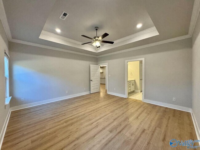 Building Photo - 109 Clift Farm Dr