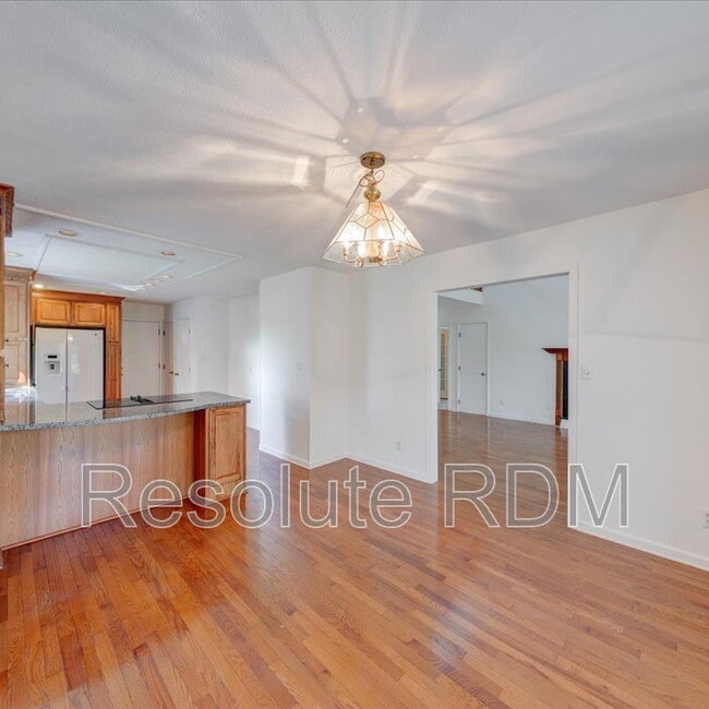 Building Photo - 12001 E 300 S