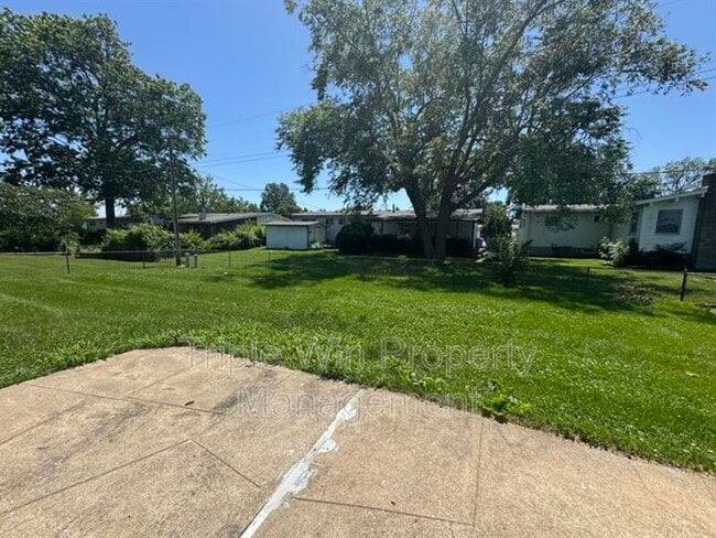 Building Photo - 730 Crabapple Ln