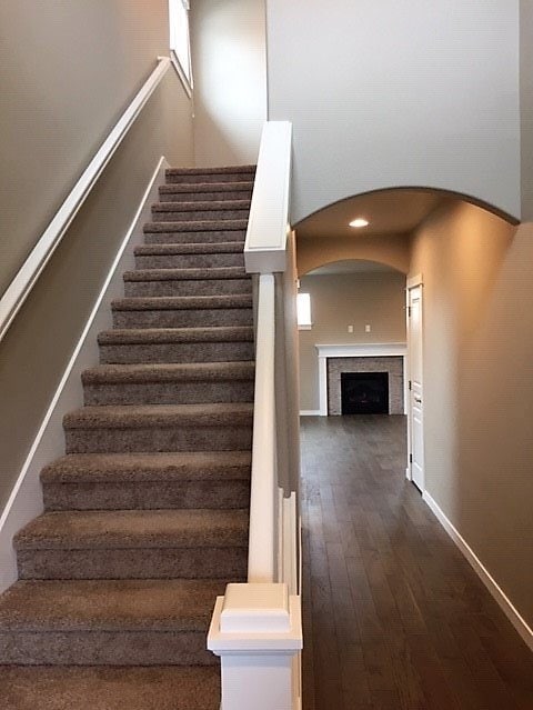 Building Photo - Spacious 3 Bed/2.5 Bath Single Family Home in Leehaven