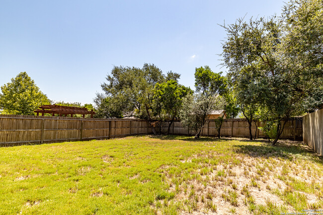 Building Photo - 1434 Kedros-