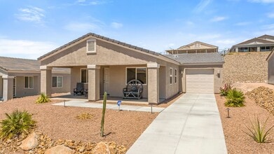 Building Photo - Charming 2-Bed, 2-Bath Home in Fox Creek S...