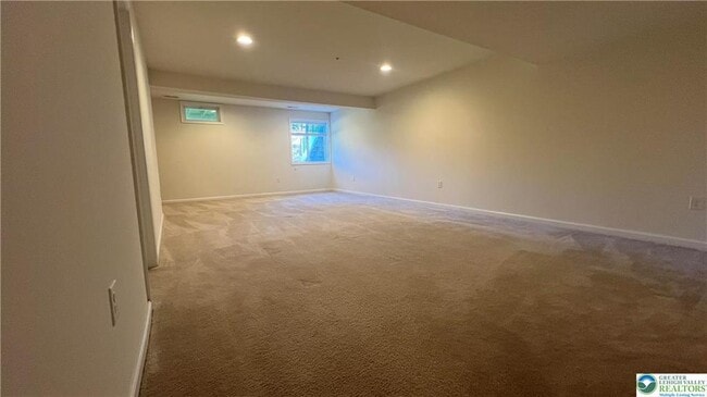 Building Photo - 1156 Westminster Dr