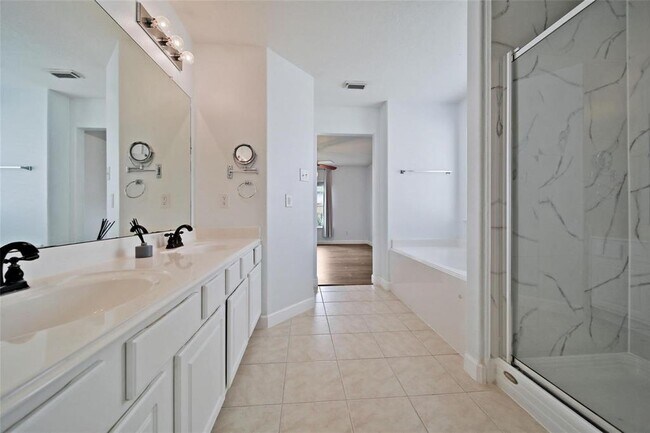 Building Photo - 19247 N Piper Grove Dr