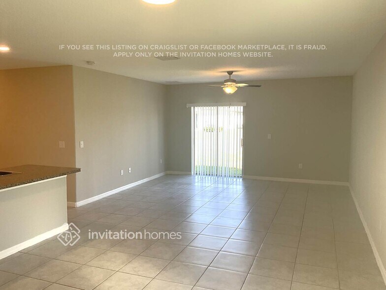 Building Photo - 7122 Paradise Island Ct