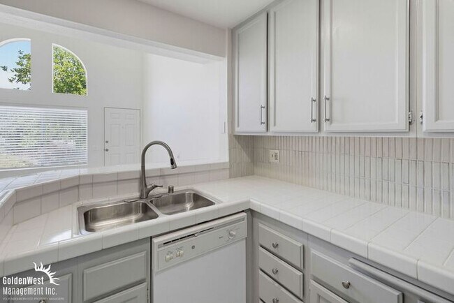 Building Photo - Comfortable 1Bdm and 1Ba Home in El Cajon!