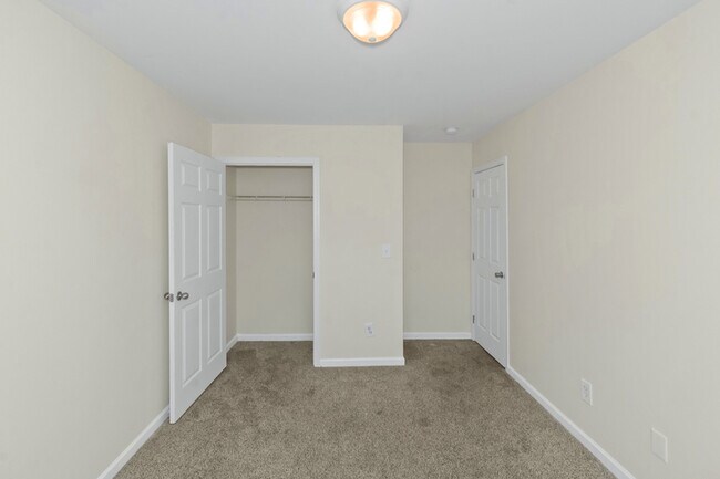 Building Photo - 1038 Wheel House Ln