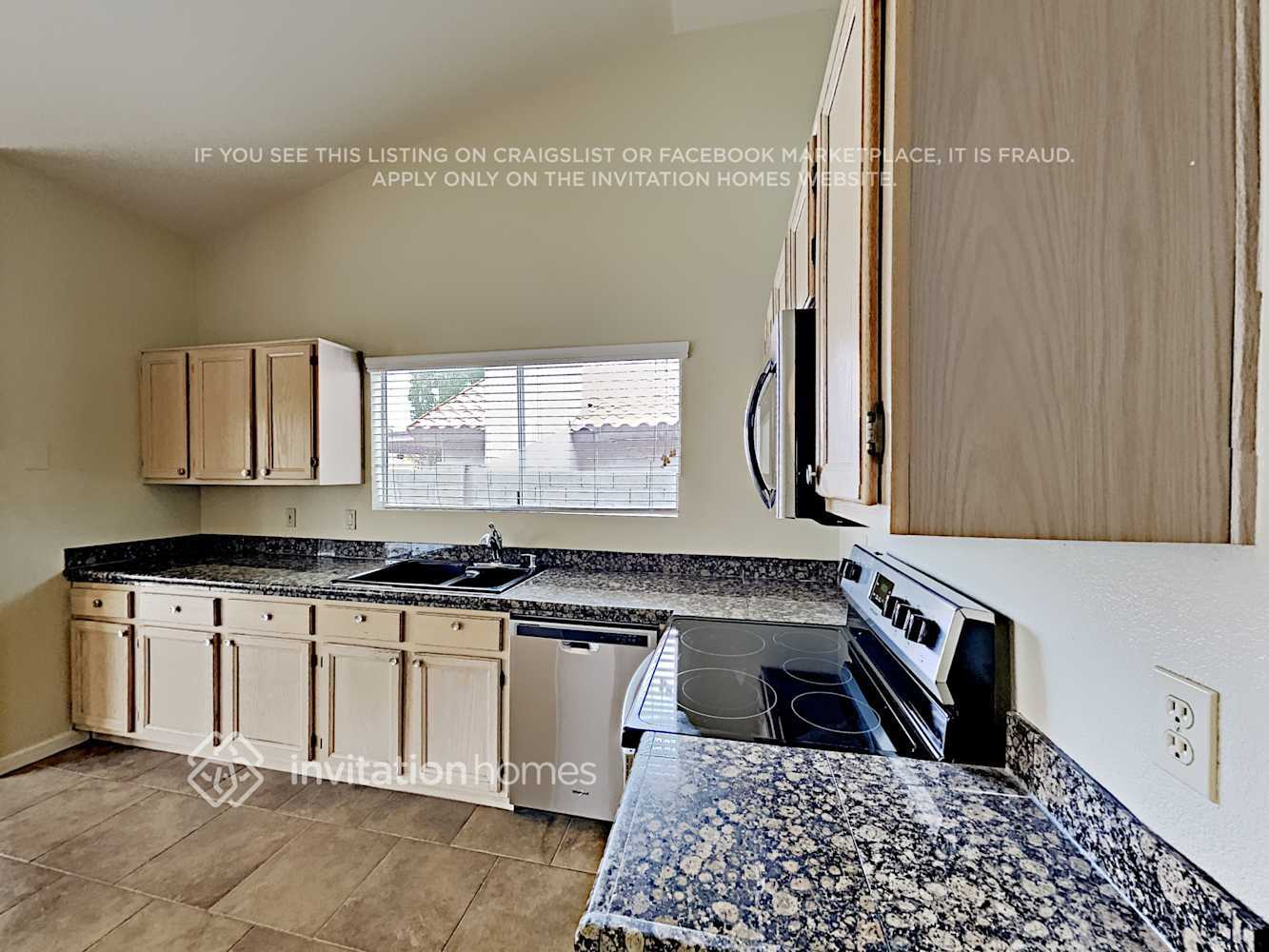 Building Photo - 1961 E Rosemonte Dr