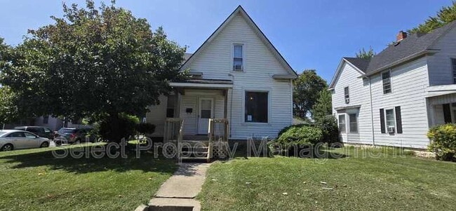 Primary Photo - 1103 Crescent Ave