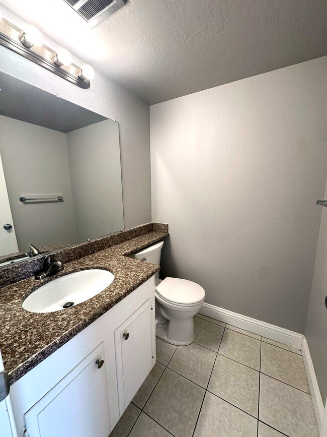 Building Photo - 4606 Granada Way