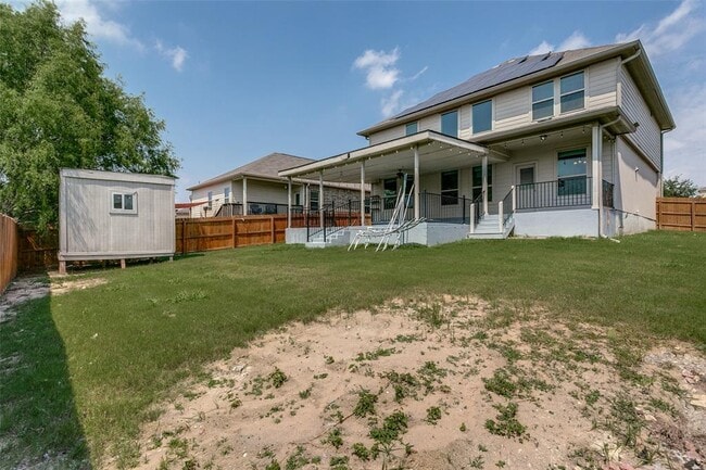 Building Photo - 617 Saddle Forest
