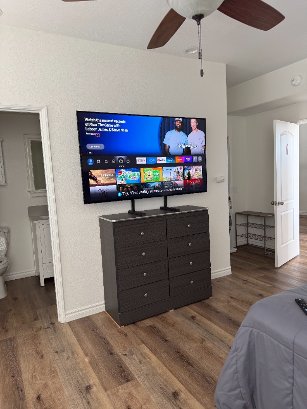 Building Photo - 7847 Hazelnut Dr