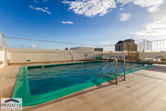 Building Photo - 1655 Makaloa St