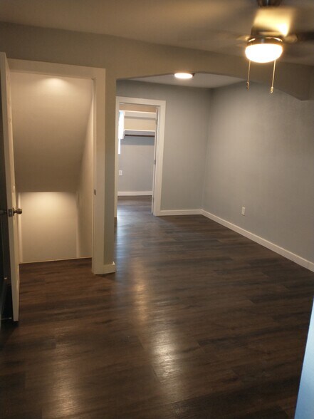Master suite - 614 Barberry St