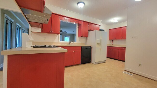 Building Photo - 2407 Glenwood Ave