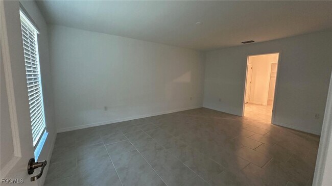 Building Photo - 1815 NW 31st St