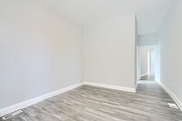 Building Photo - 400 N Hilton St