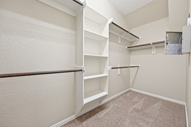 Building Photo - 20731 Calloway Crest Ct