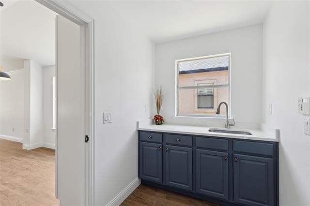 Building Photo - 9913 Hanford Dr