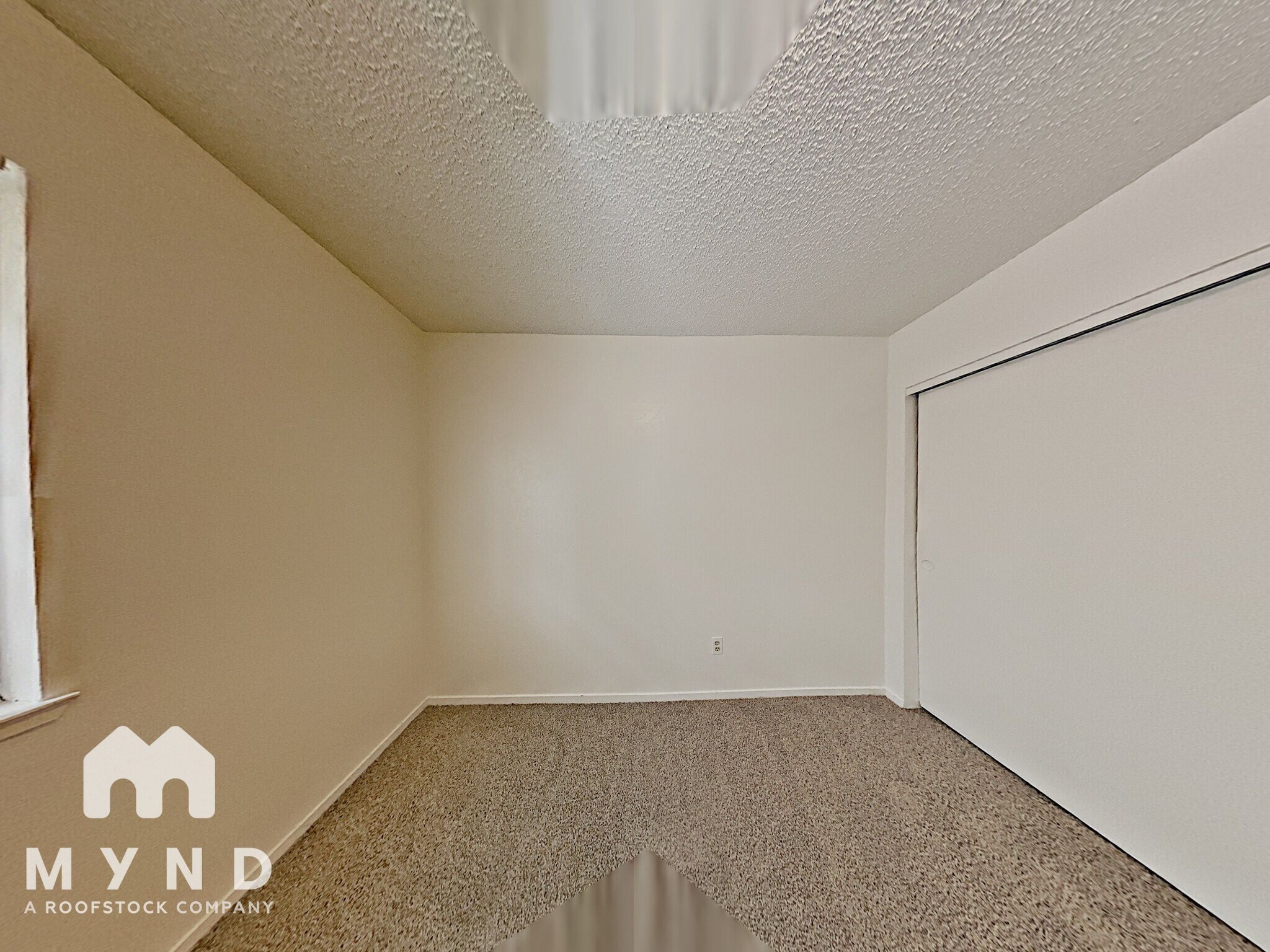 Building Photo - 5922 Shadow Park Dr